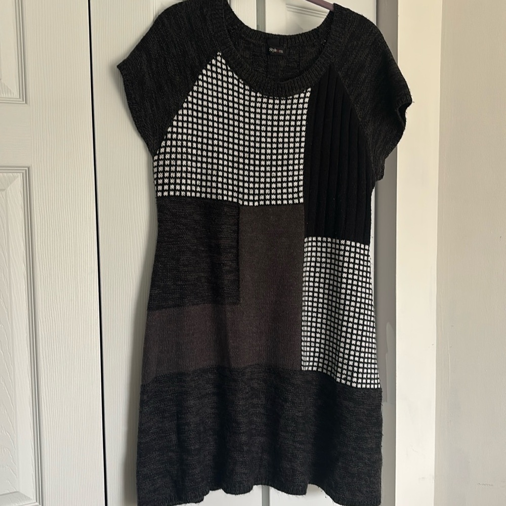 Style & Co Sweater Dress in Multi-Pattern, Short Sleeve, Woman’s XL